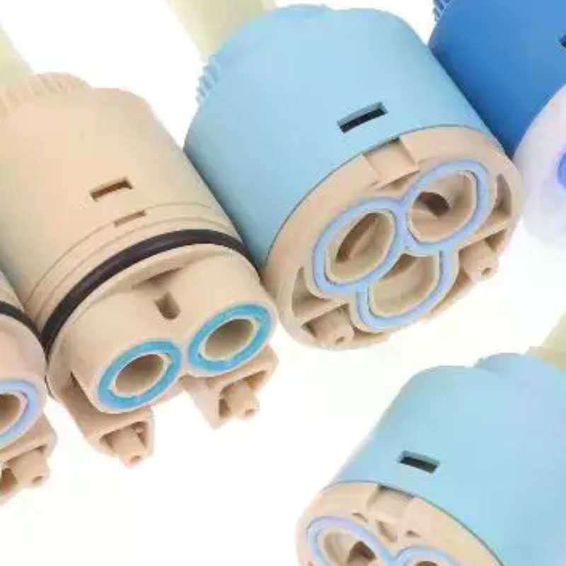 1Pcs Plastic Ceramic Cartridge - Basin Mixer Cartridge recensie en prijs